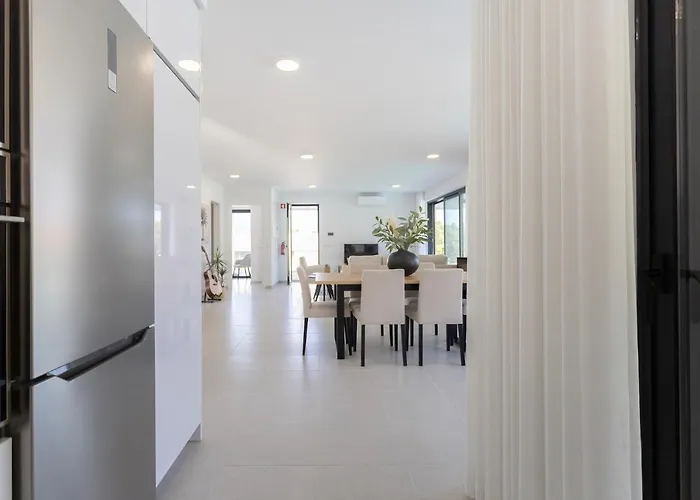 ヴィラ Anita - By Sch